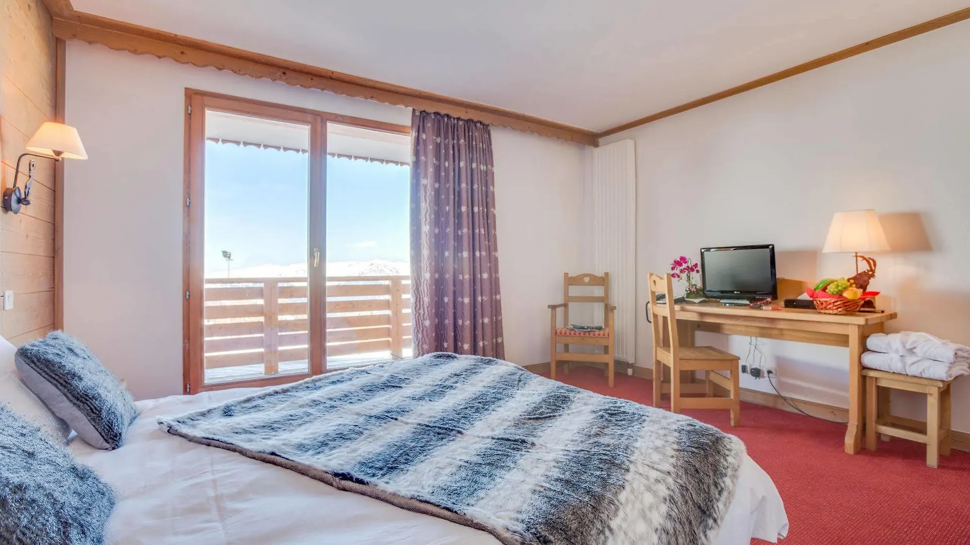 Madame Vacances Lodges Des Alpages La Plagne Aparthotel